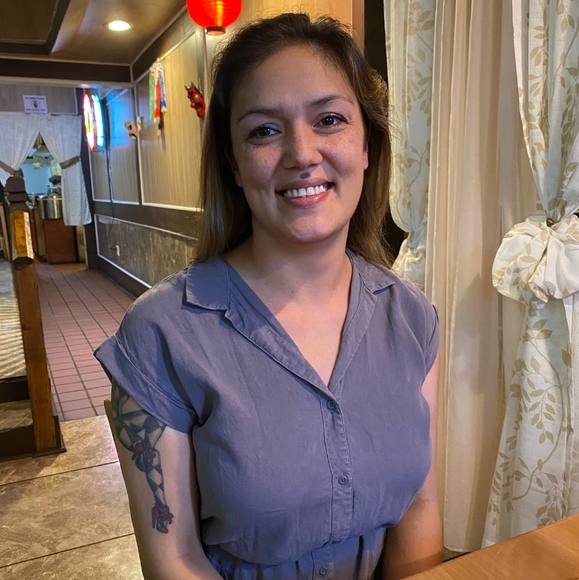 Meet your Posher, Stacie - Picture 6 of 9